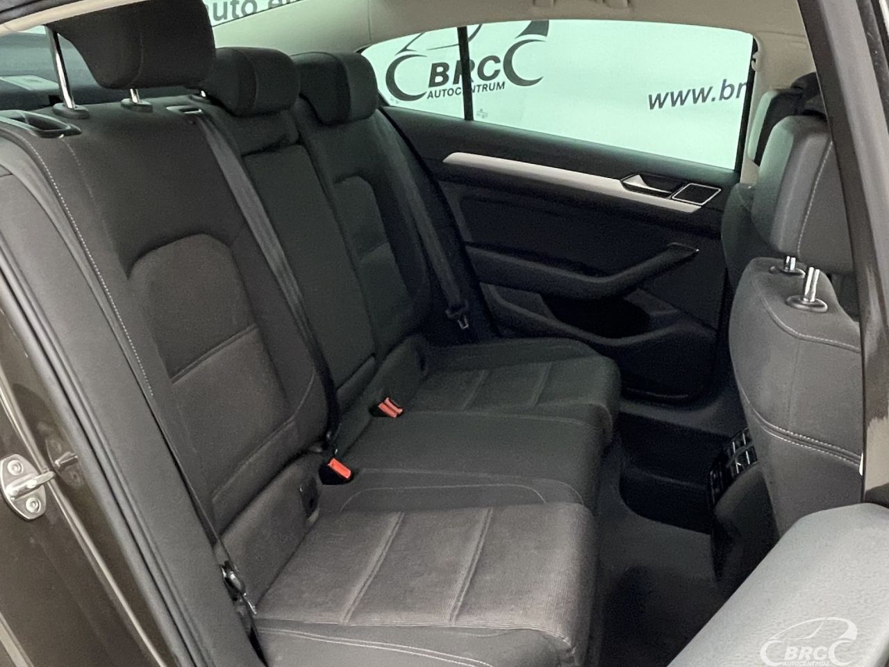 Volkswagen Passat | 10