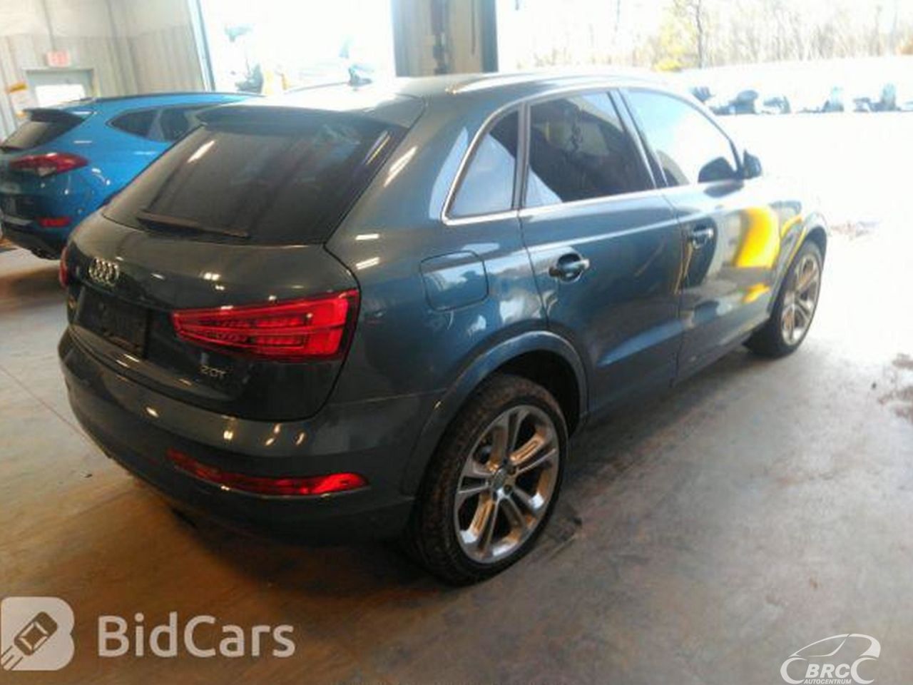 Audi Q3 | 52