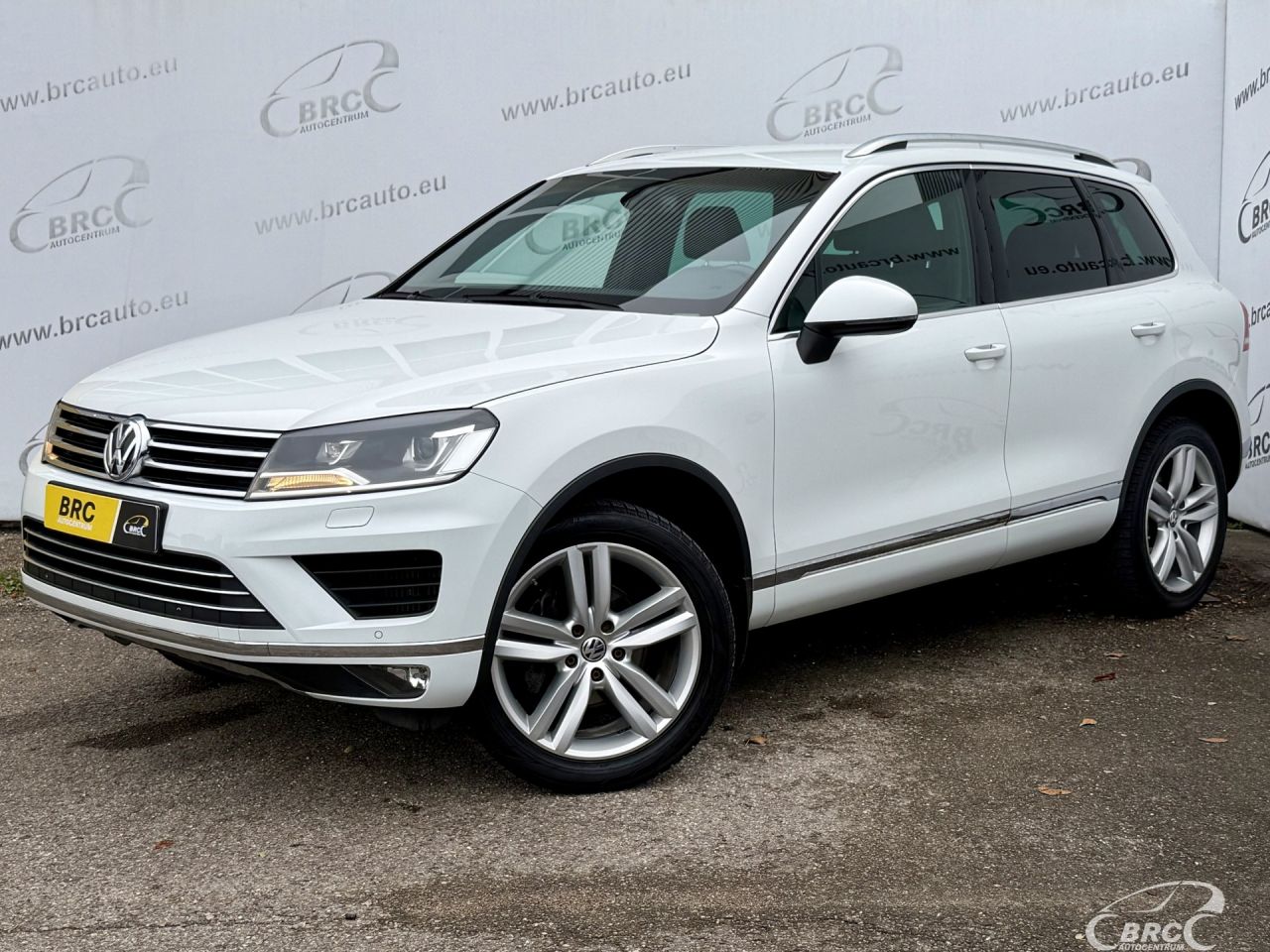 Volkswagen Touareg, 3.0 l., Внедорожник