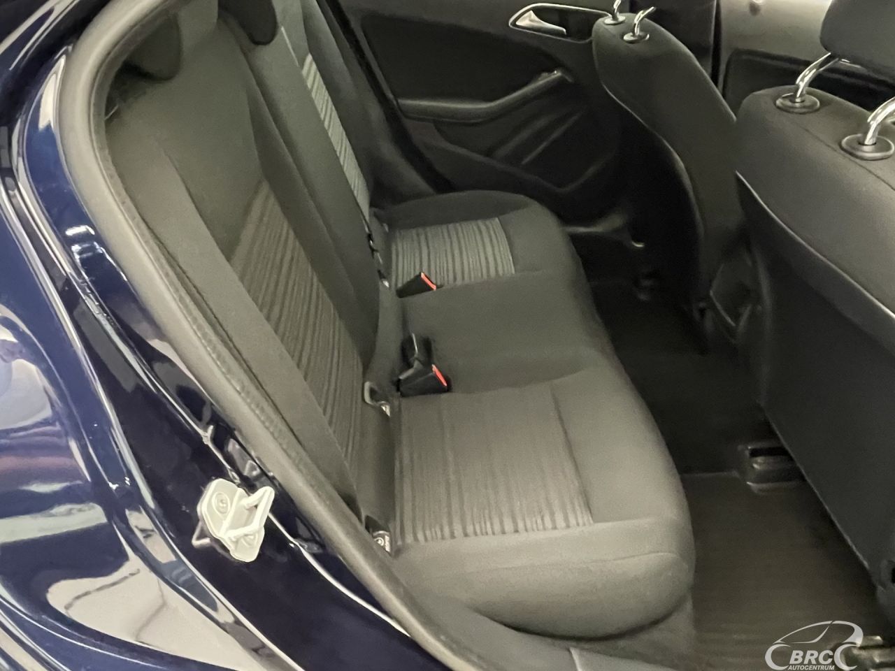 Mercedes-Benz A180 | 10