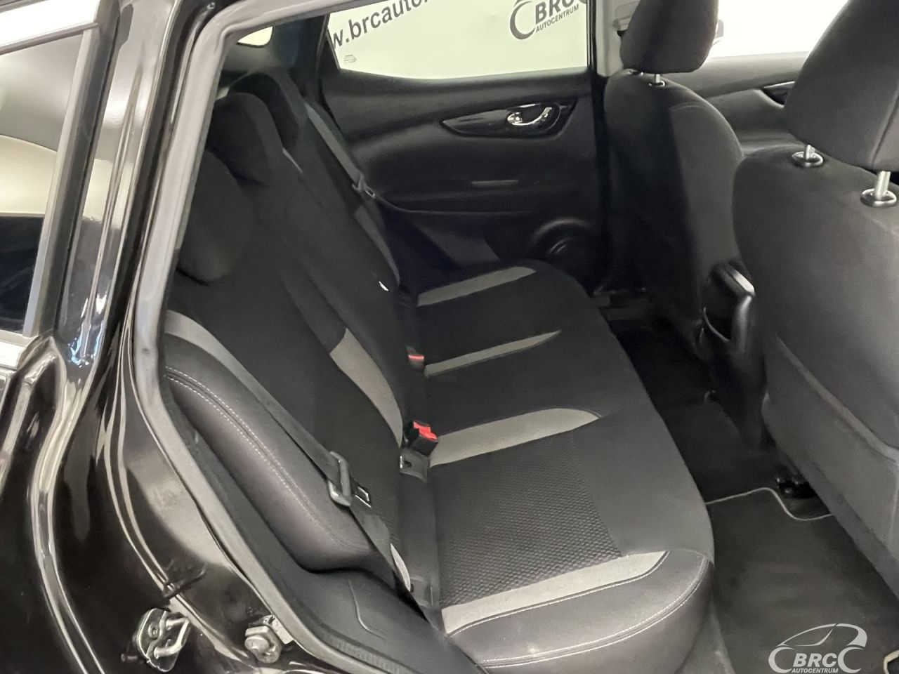 Nissan Qashqai | 10