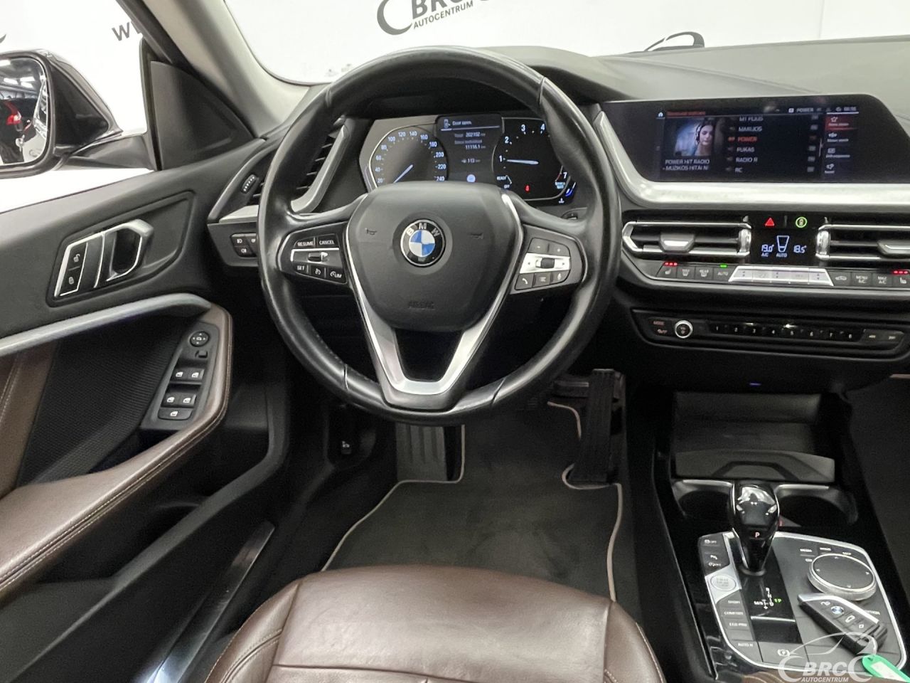 BMW 218 | 13