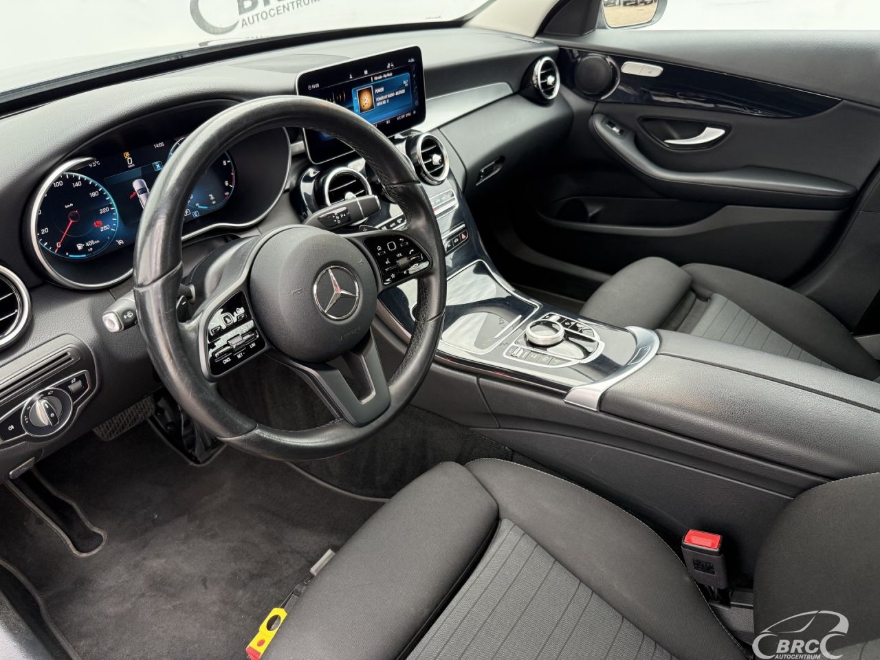 Mercedes-Benz C180 | 27