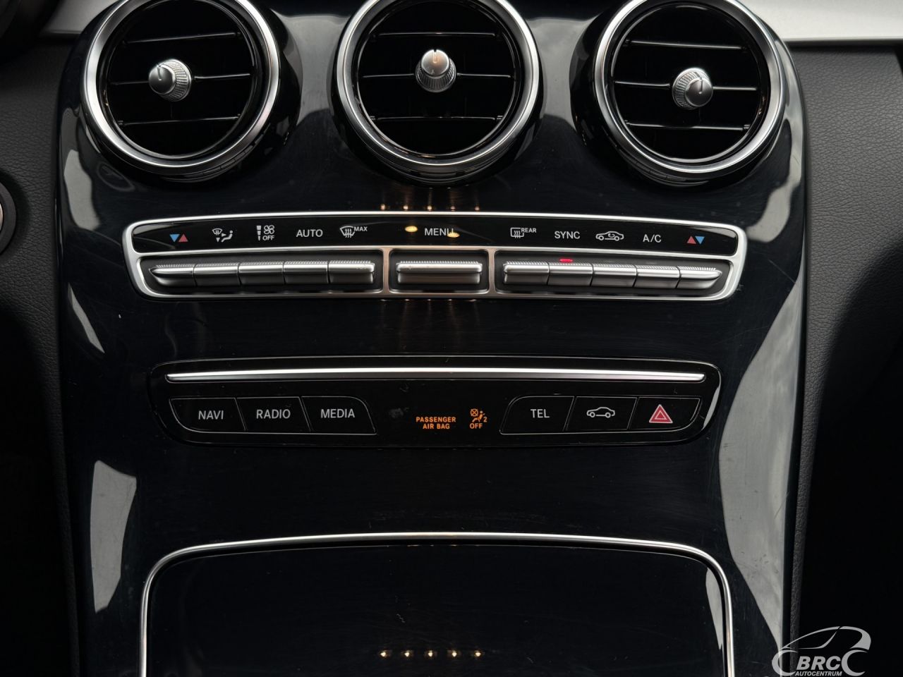 Mercedes-Benz C180 | 28