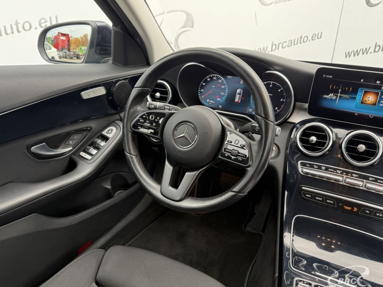 Mercedes-Benz C180 | 3