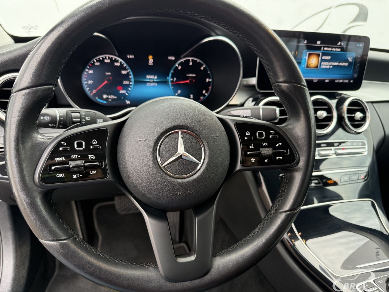 Mercedes-Benz C180 | 17