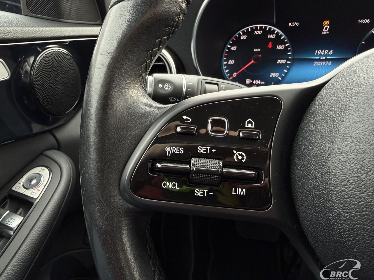 Mercedes-Benz C180 | 24