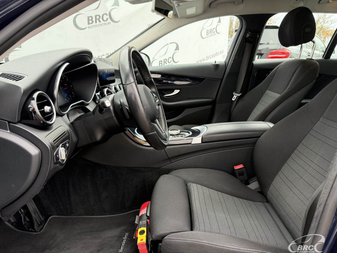 Mercedes-Benz C180 | 18