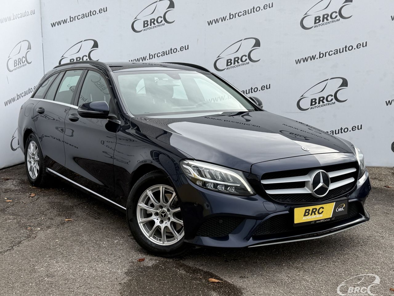 Mercedes-Benz C180 | 38