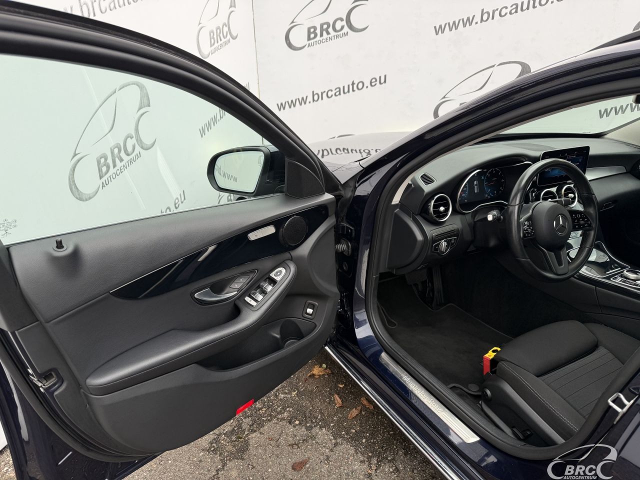Mercedes-Benz C180 | 16
