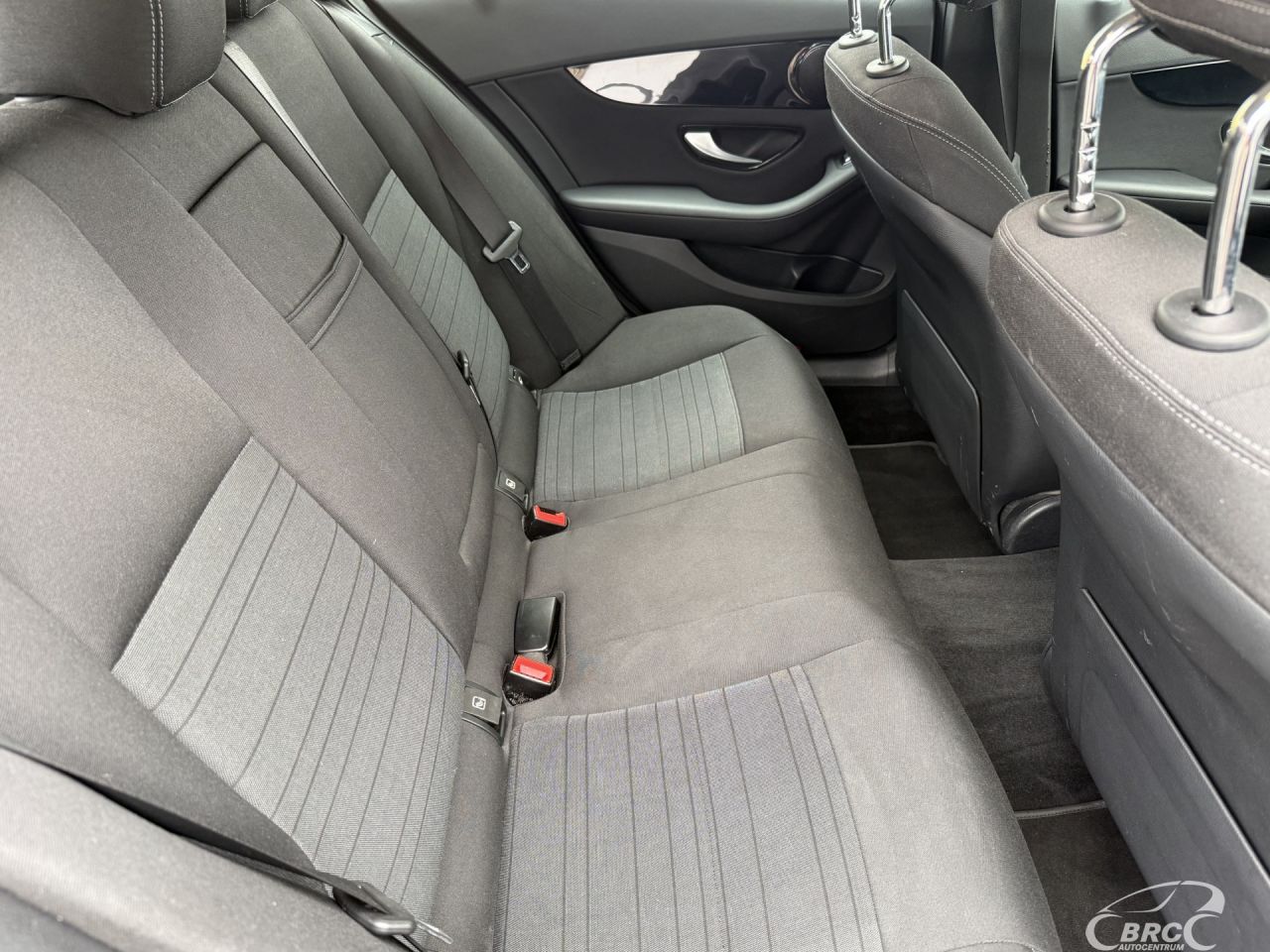 Mercedes-Benz C180 | 11