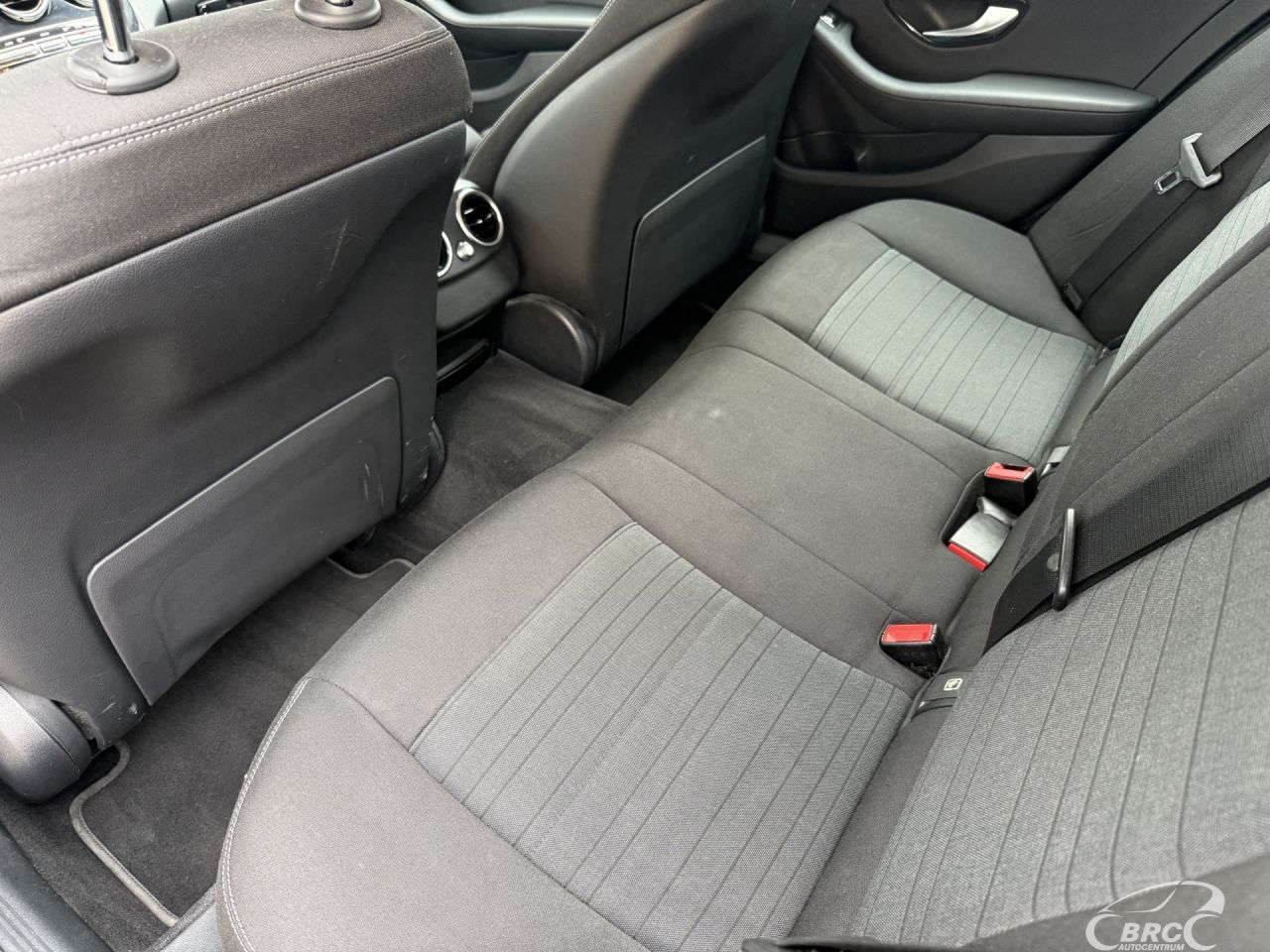 Mercedes-Benz C180 | 14