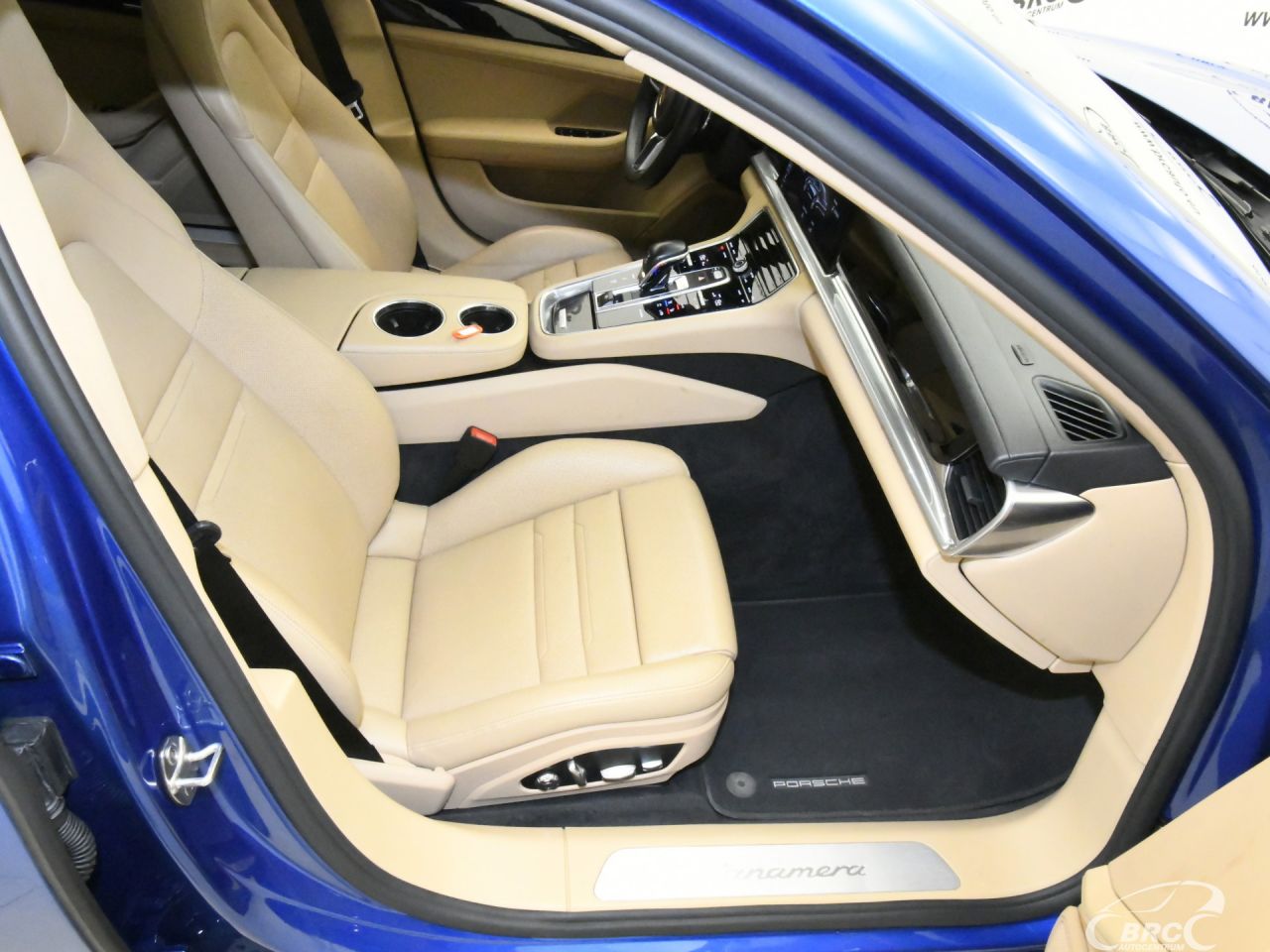 Porsche Panamera | 4