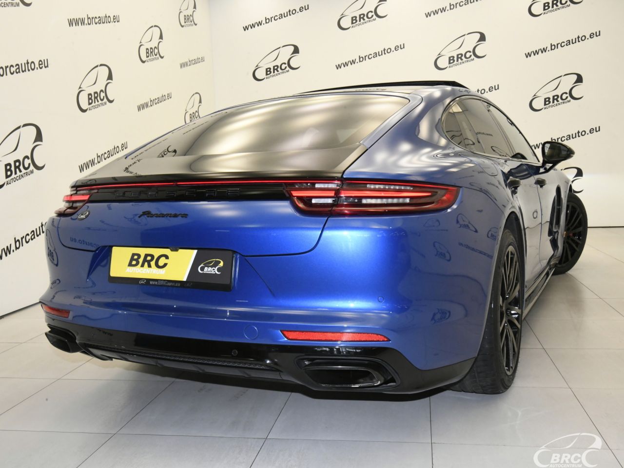 Porsche Panamera | 44