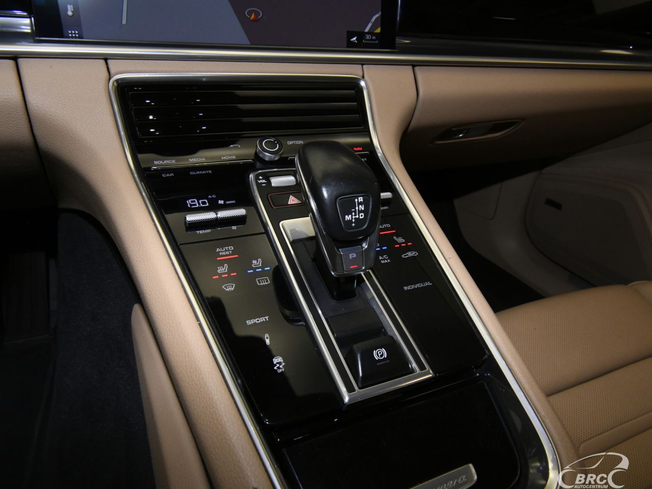 Porsche Panamera | 25