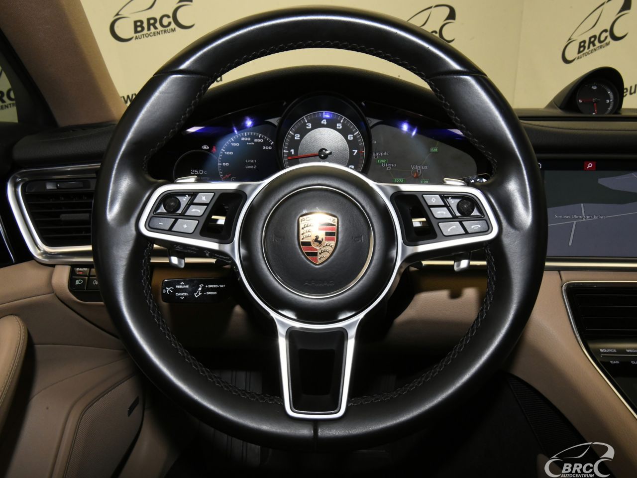 Porsche Panamera | 27