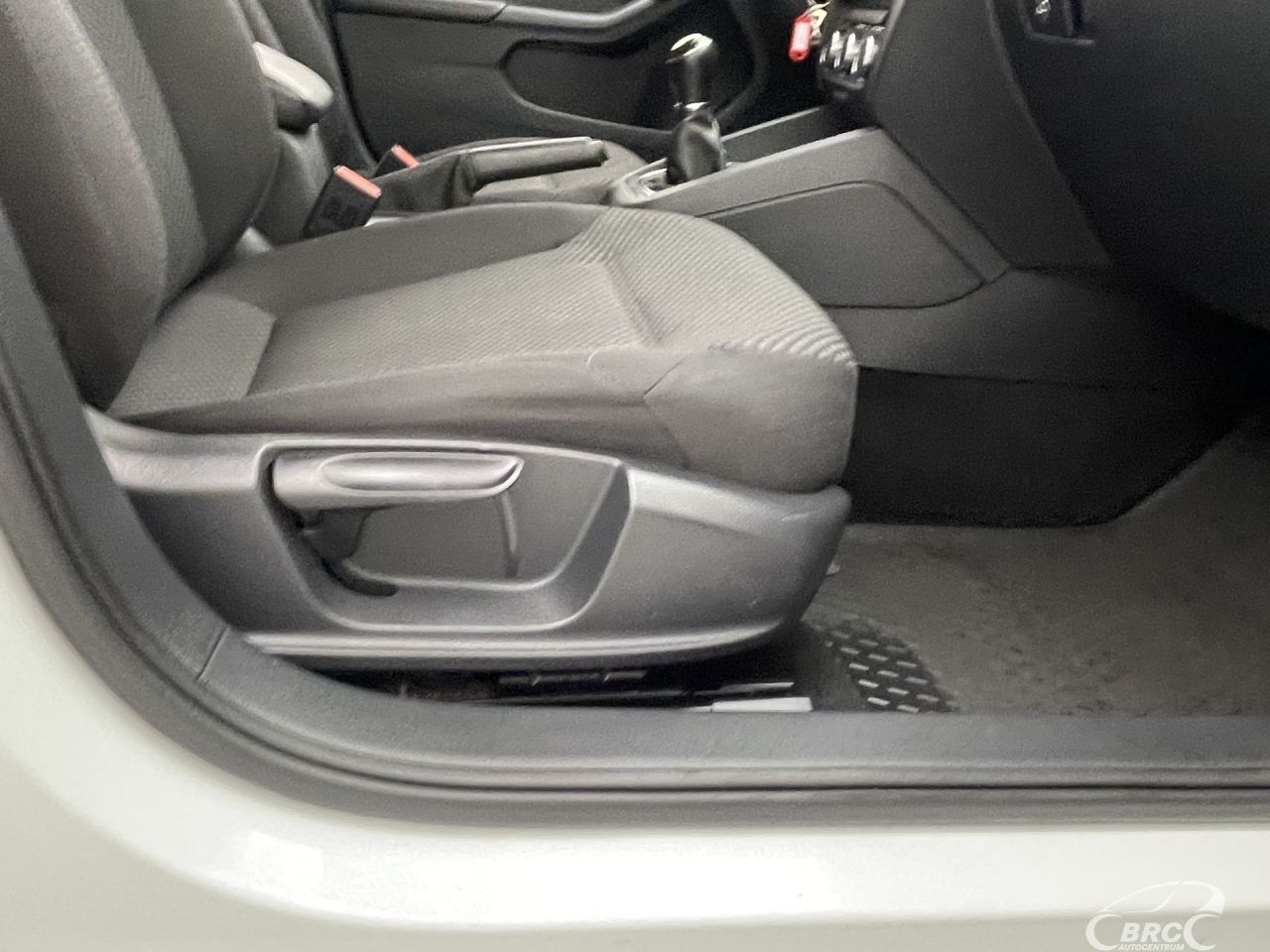 Volkswagen Jetta | 5