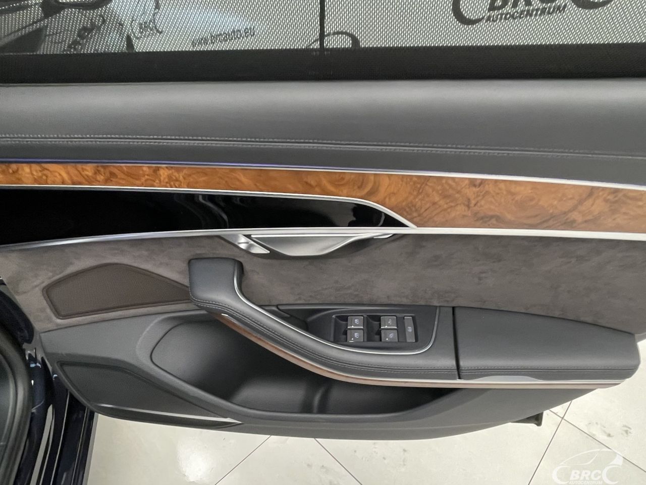 Audi A8 | 14