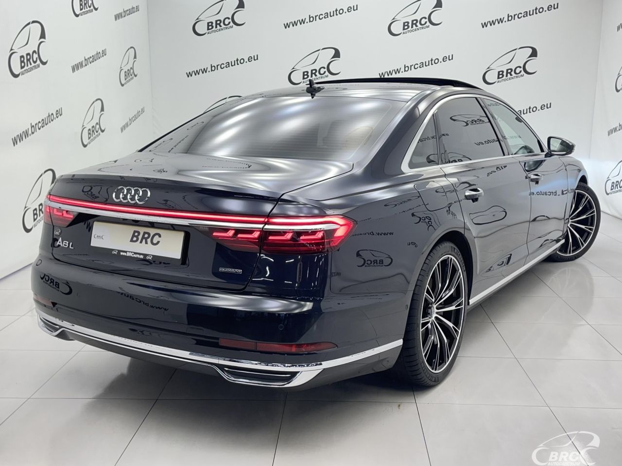 Audi A8 | 52