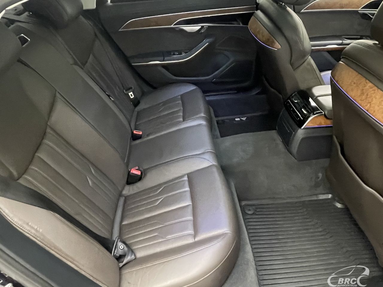 Audi A8 | 11