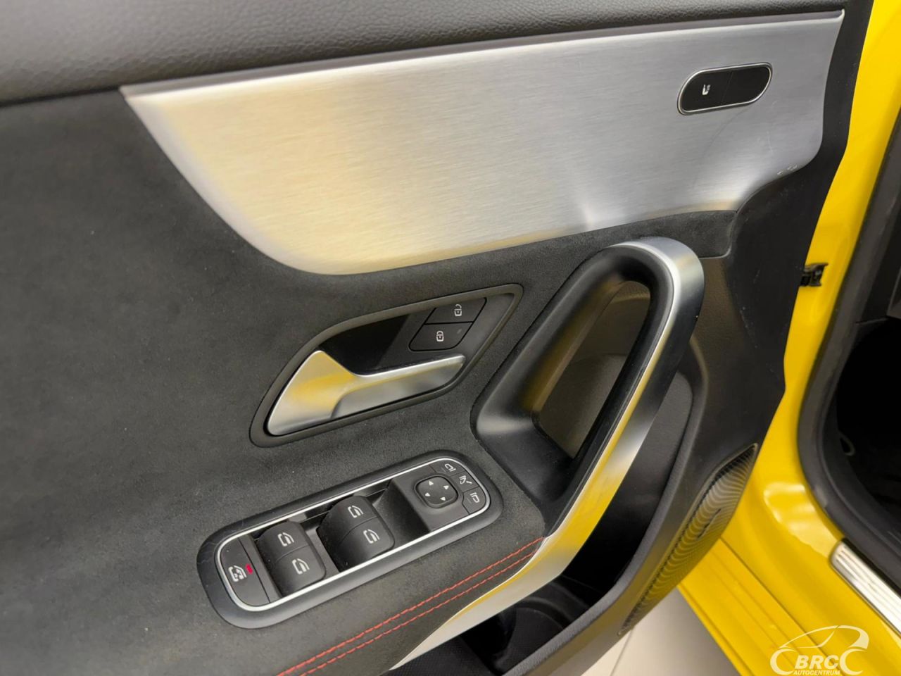 Mercedes-Benz A220 | 5