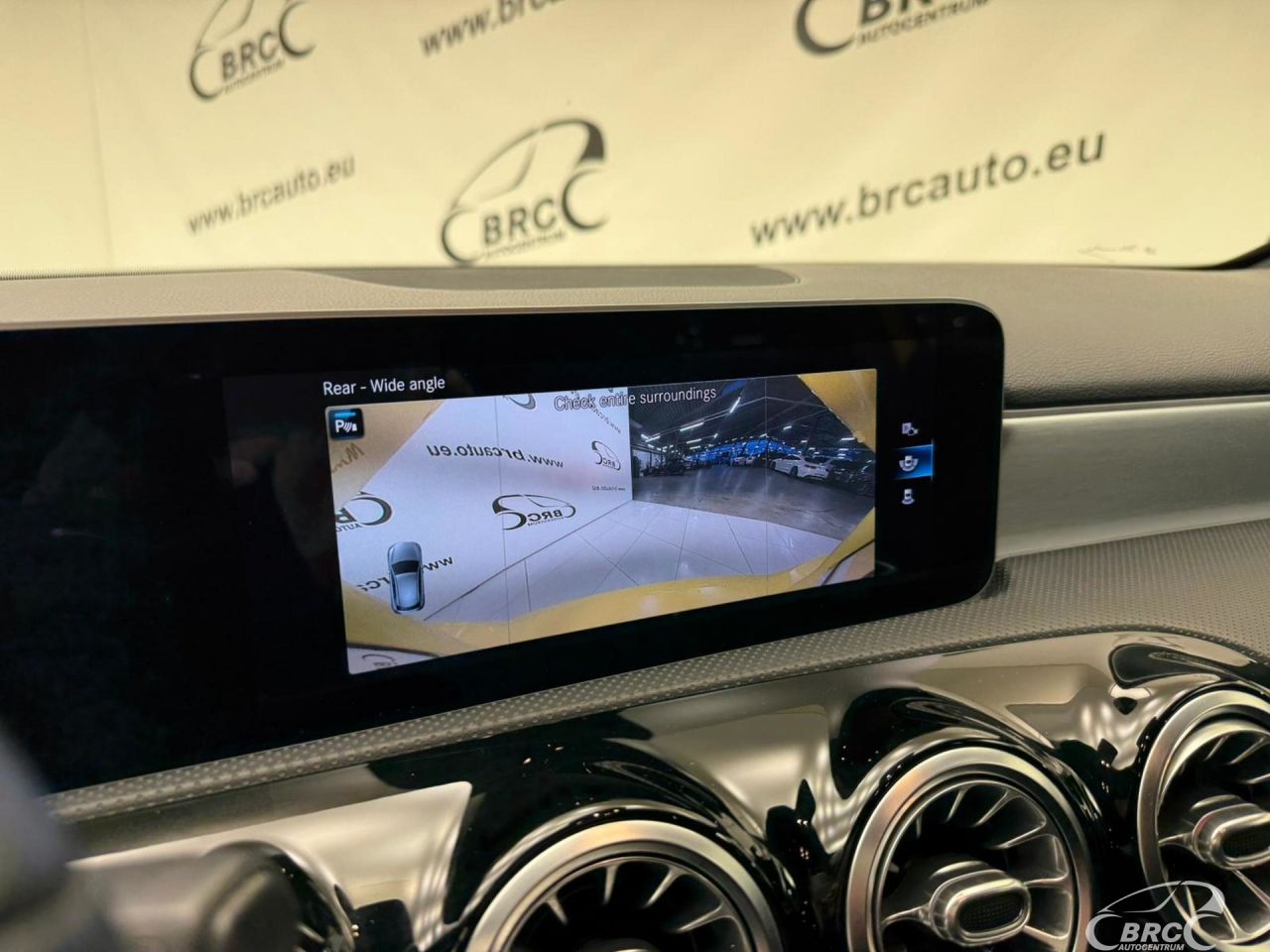 Mercedes-Benz A220 | 14