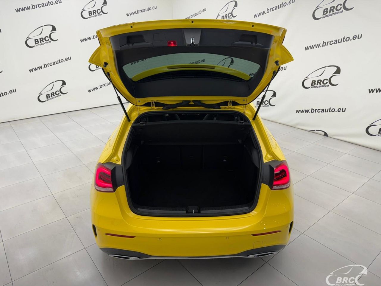 Mercedes-Benz A220 | 24