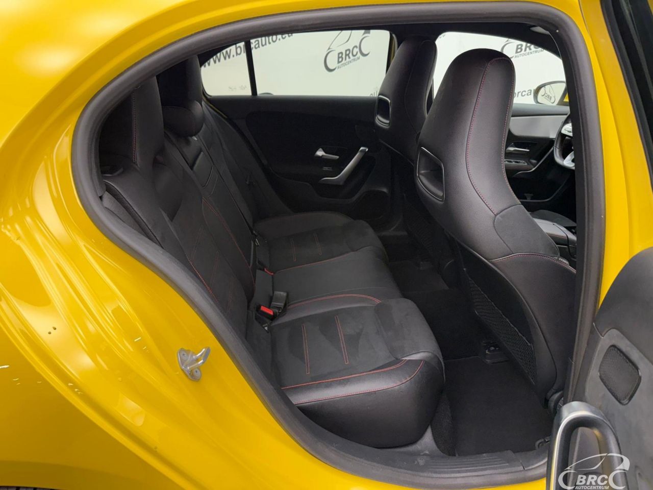 Mercedes-Benz A220 | 22