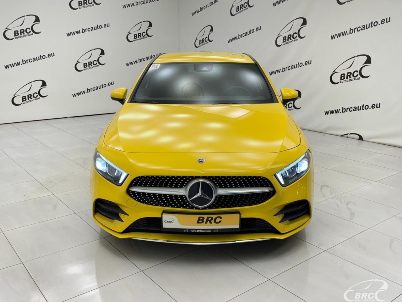 Mercedes-Benz A220 | 25