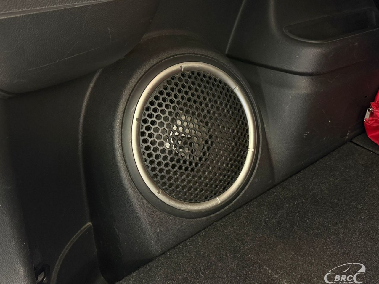 Mitsubishi Outlander | 28