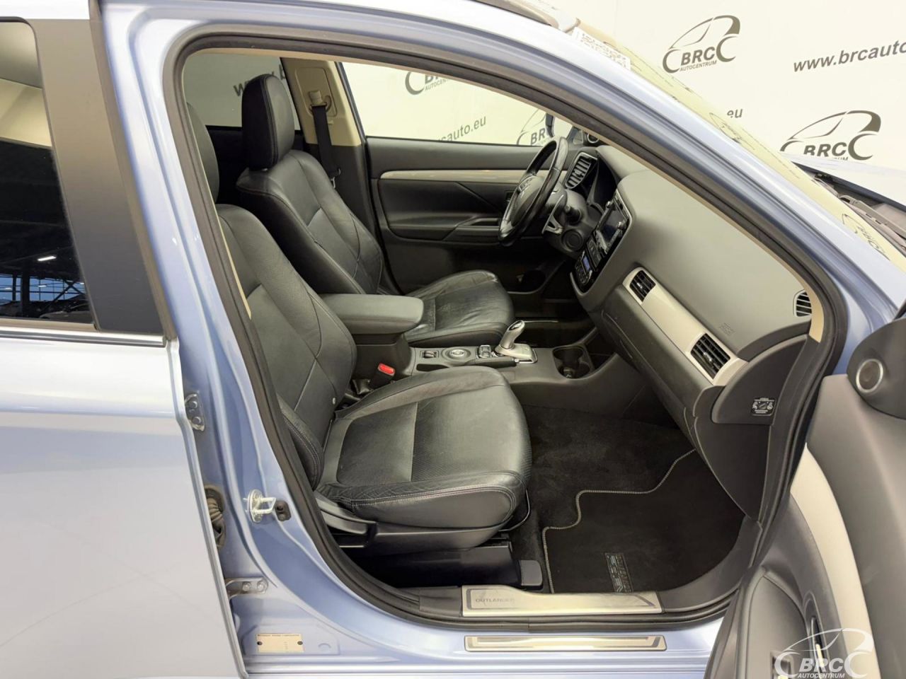 Mitsubishi Outlander | 22