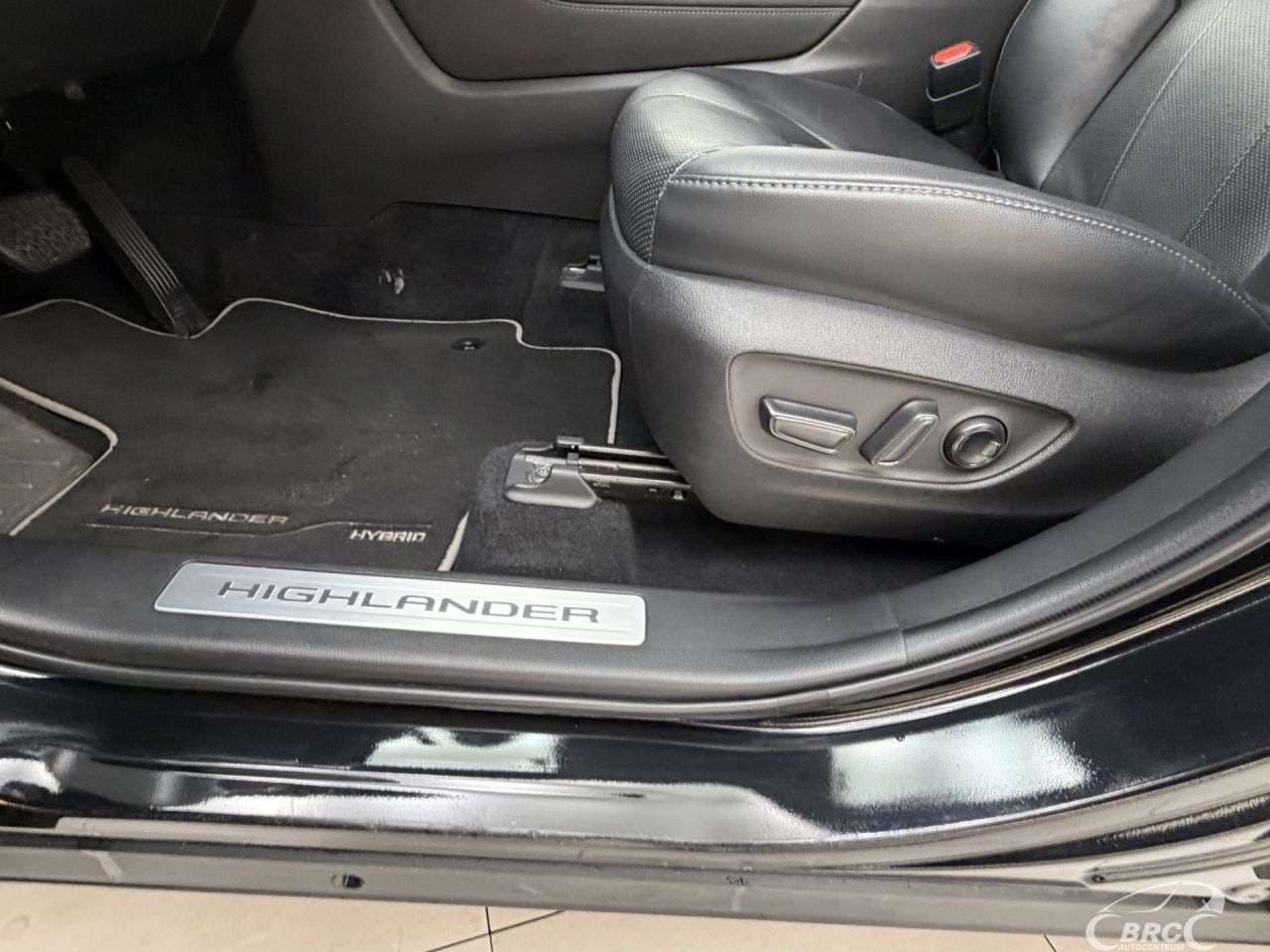 Toyota Highlander | 21