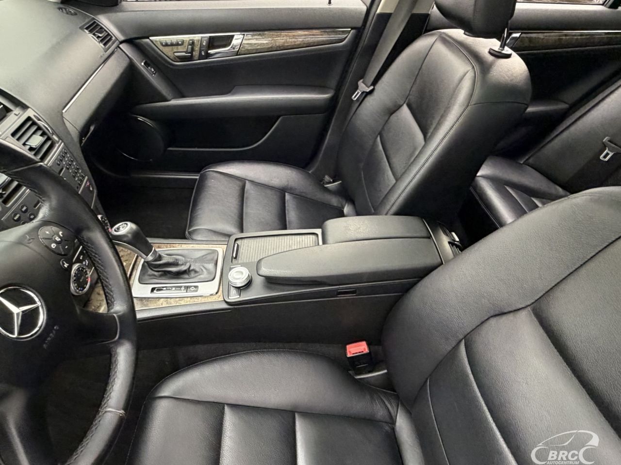 Mercedes-Benz C250 | 24