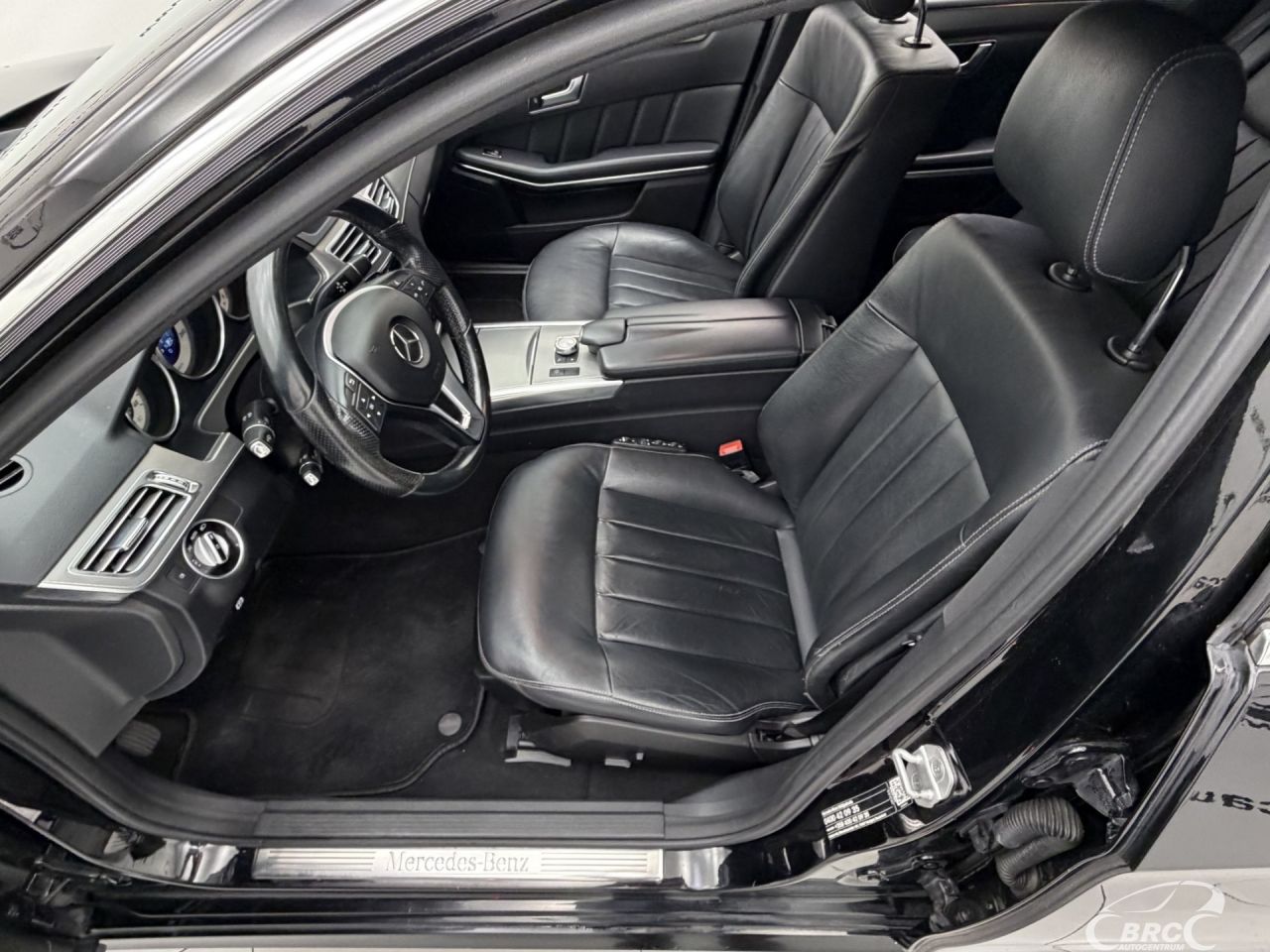 Mercedes-Benz E200 | 20