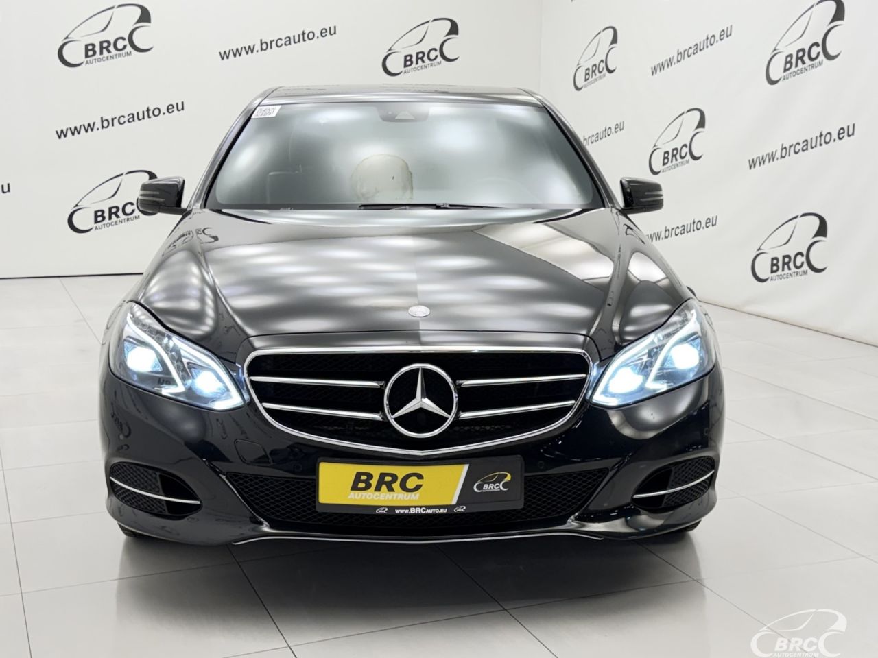 Mercedes-Benz E200 | 46