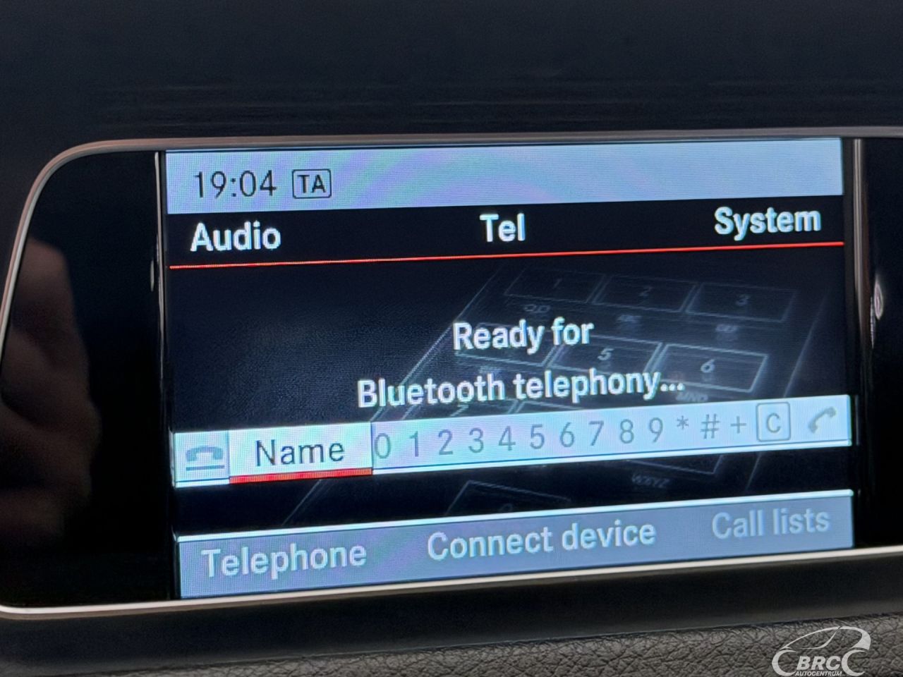 Mercedes-Benz E200 | 36