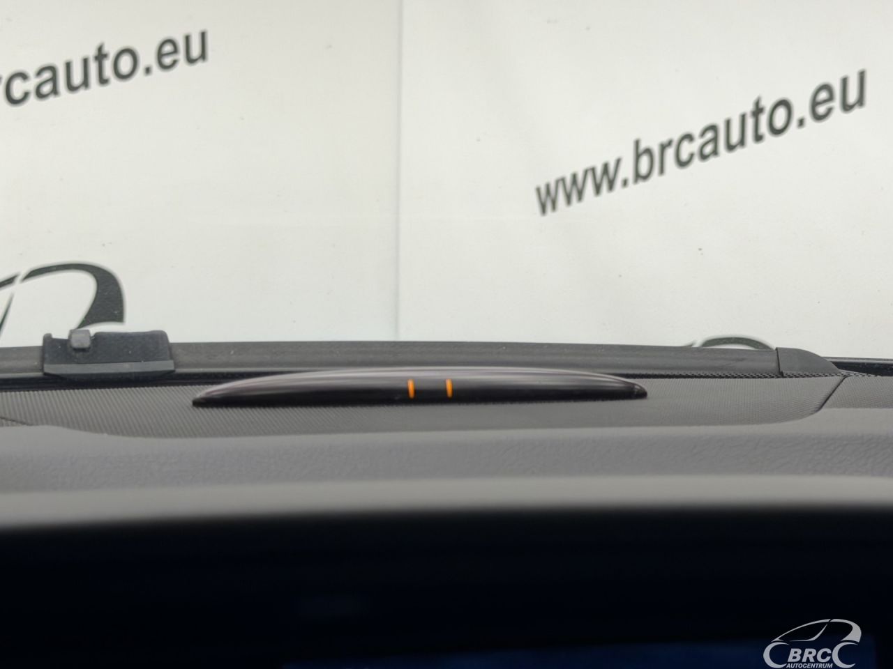 Mercedes-Benz C220 | 40