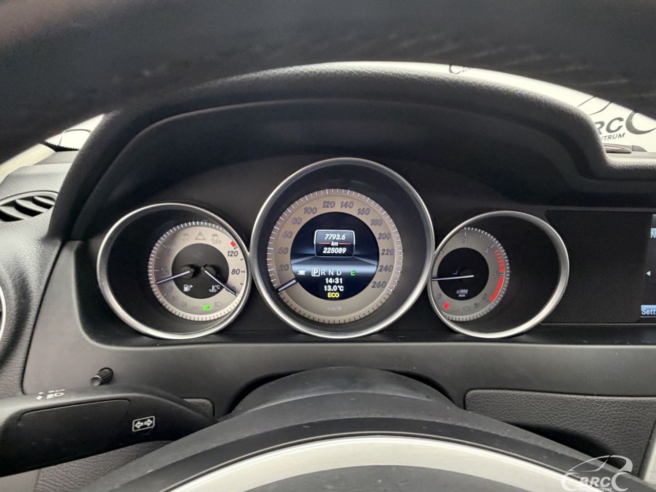 Mercedes-Benz C220 | 33