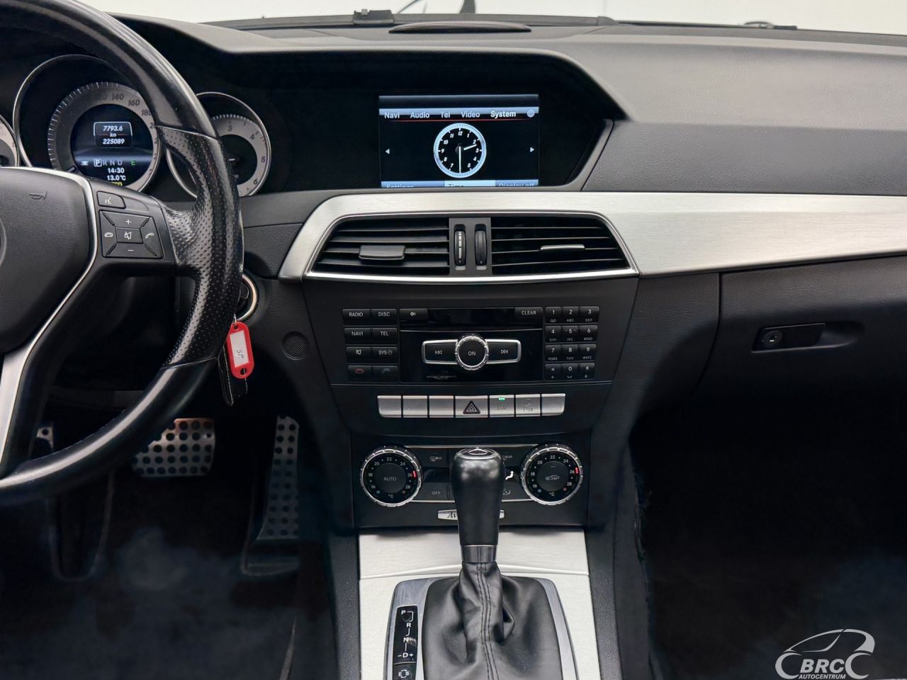Mercedes-Benz C220 | 14