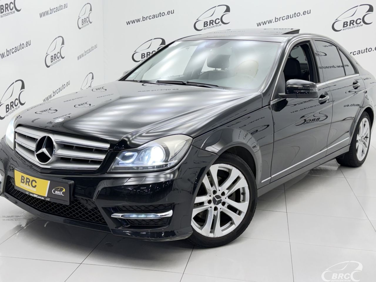 Mercedes-Benz C220 | 44