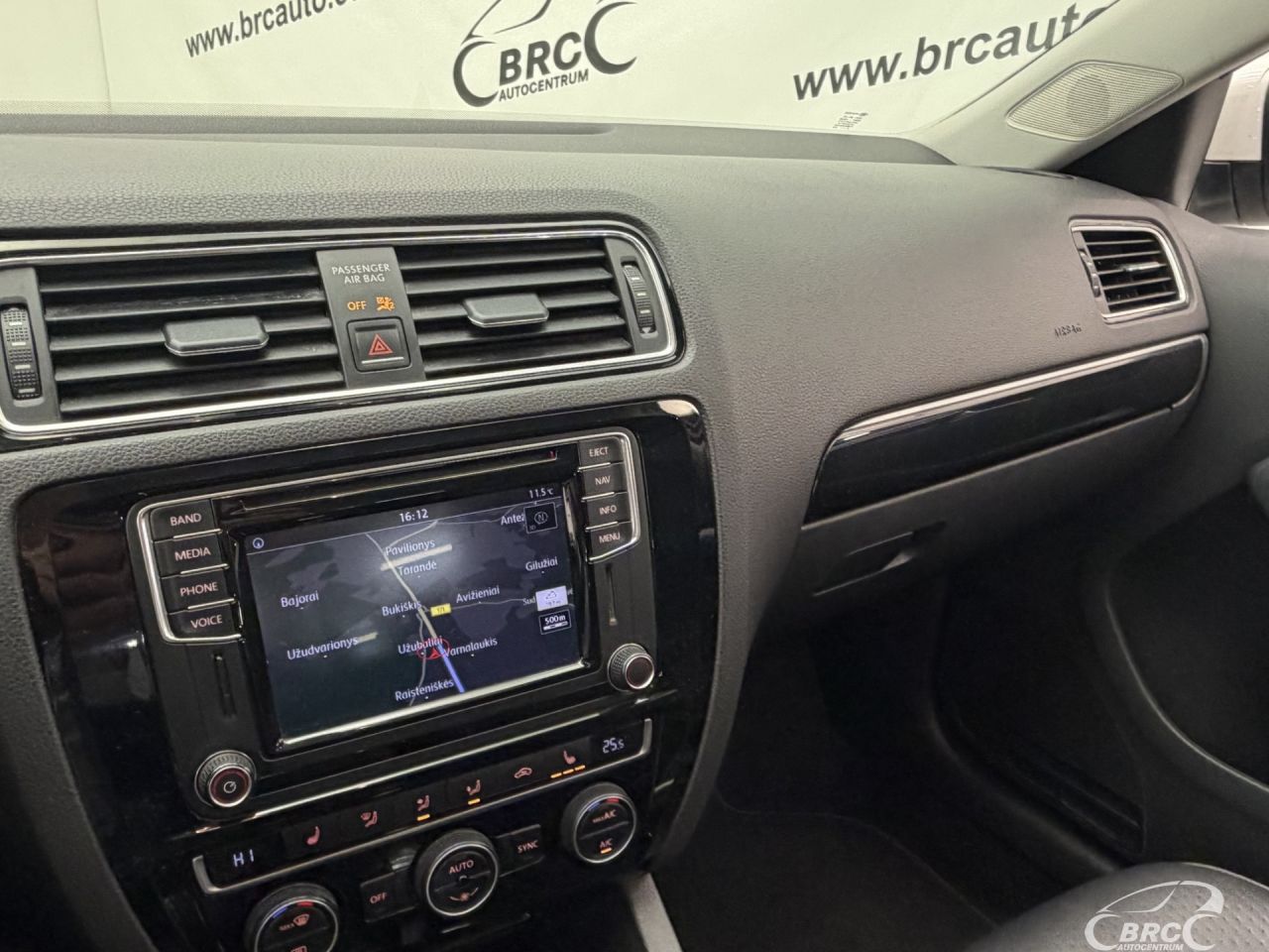 Volkswagen Jetta | 26