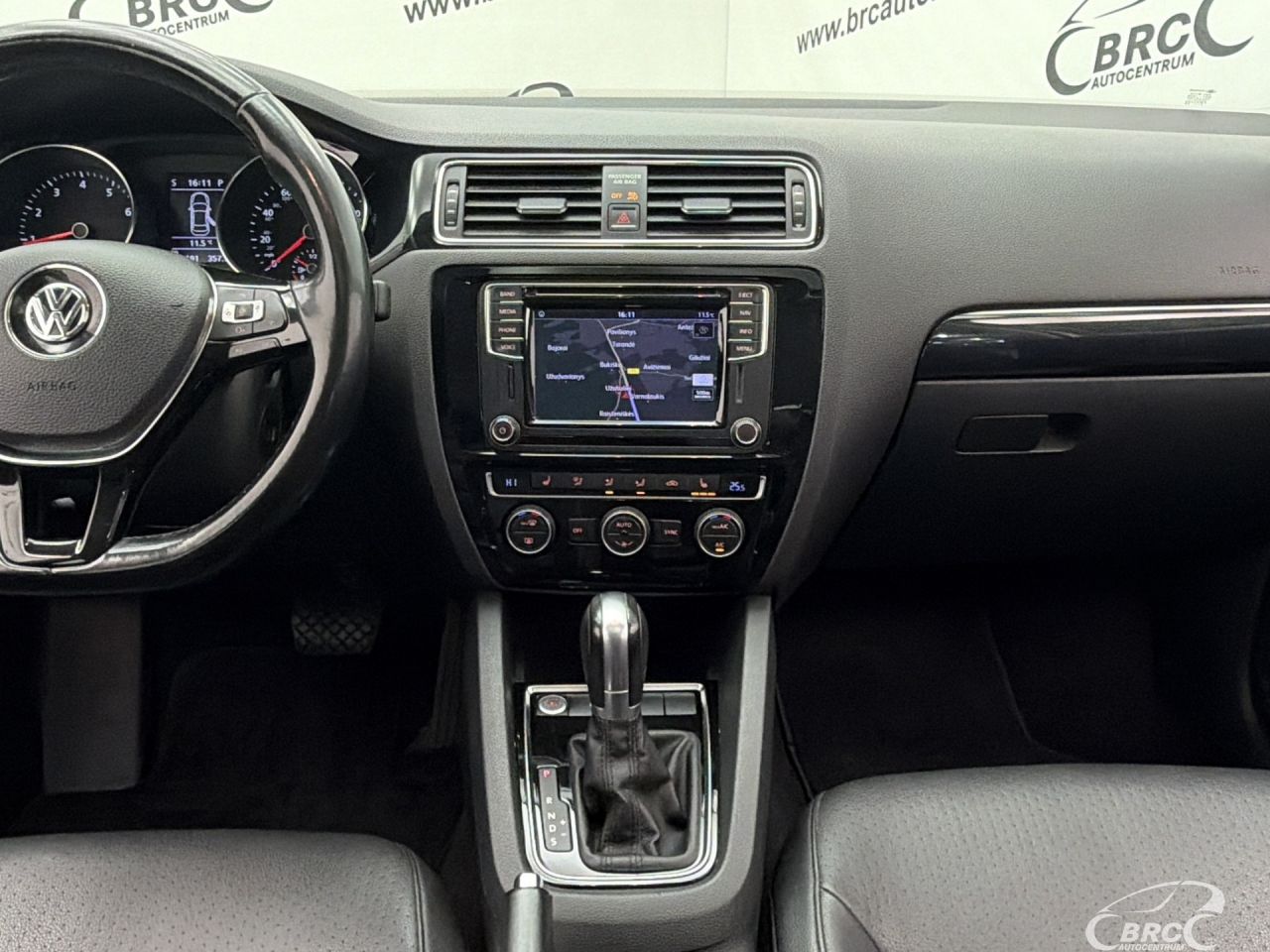 Volkswagen Jetta | 14