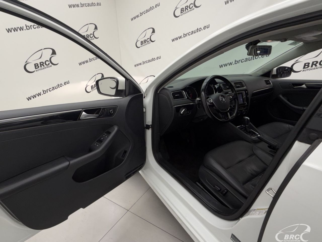 Volkswagen Jetta | 18