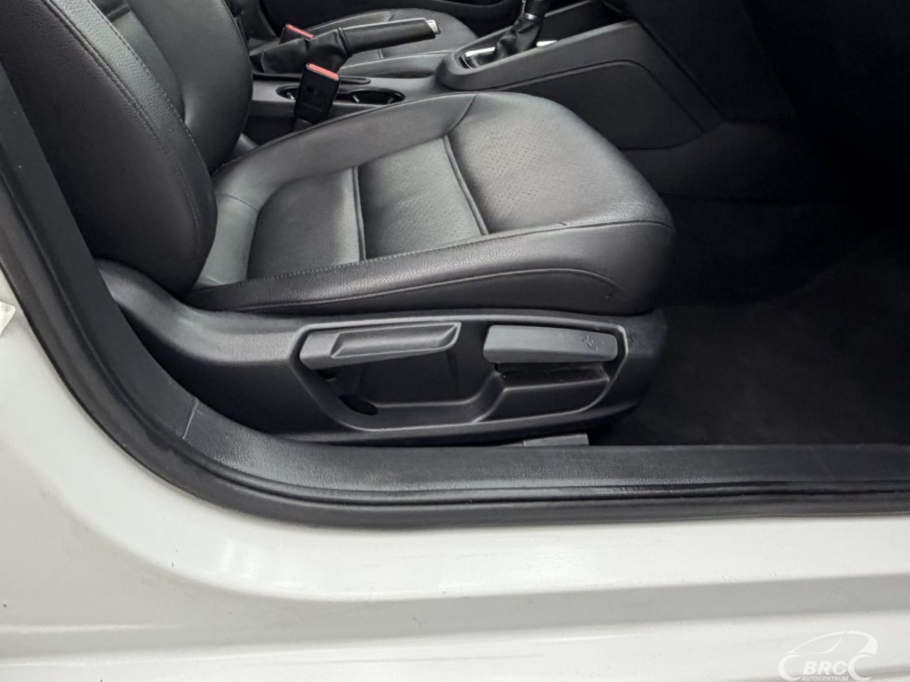 Volkswagen Jetta | 5