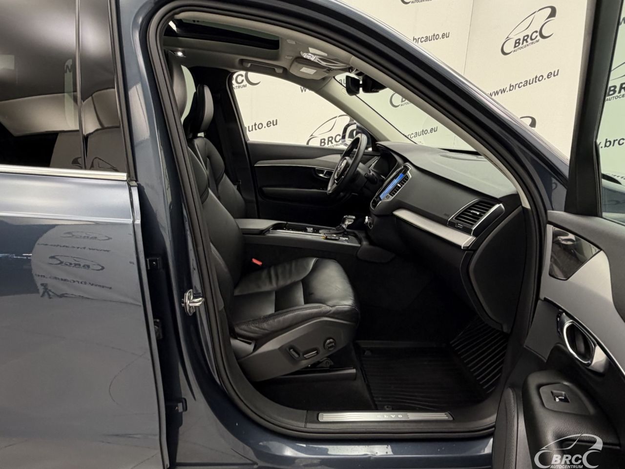 Volvo XC90 | 3