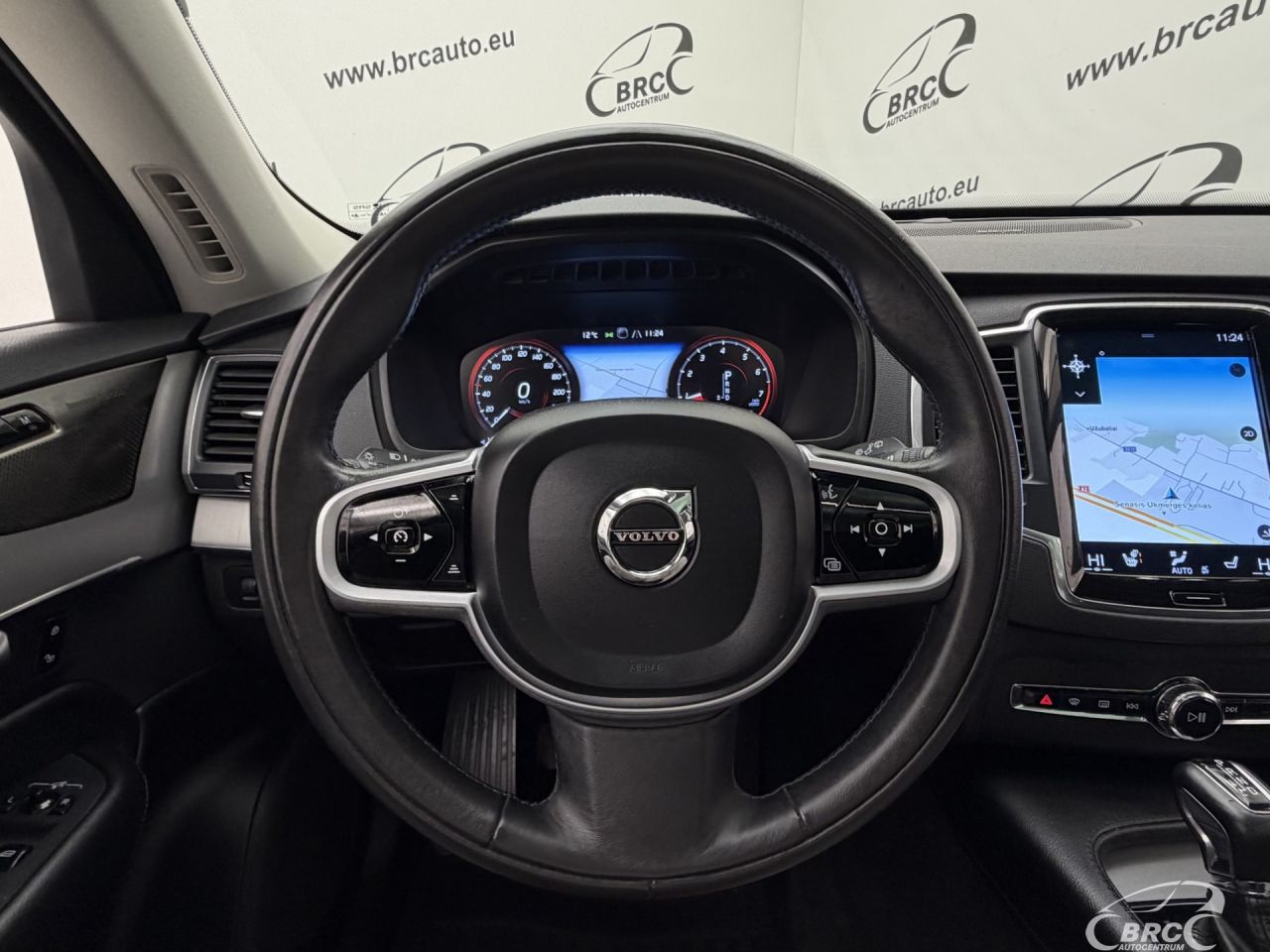 Volvo XC90 | 29