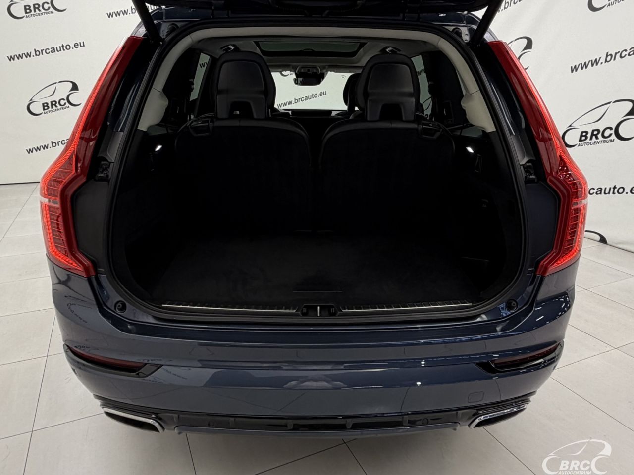 Volvo XC90 | 43