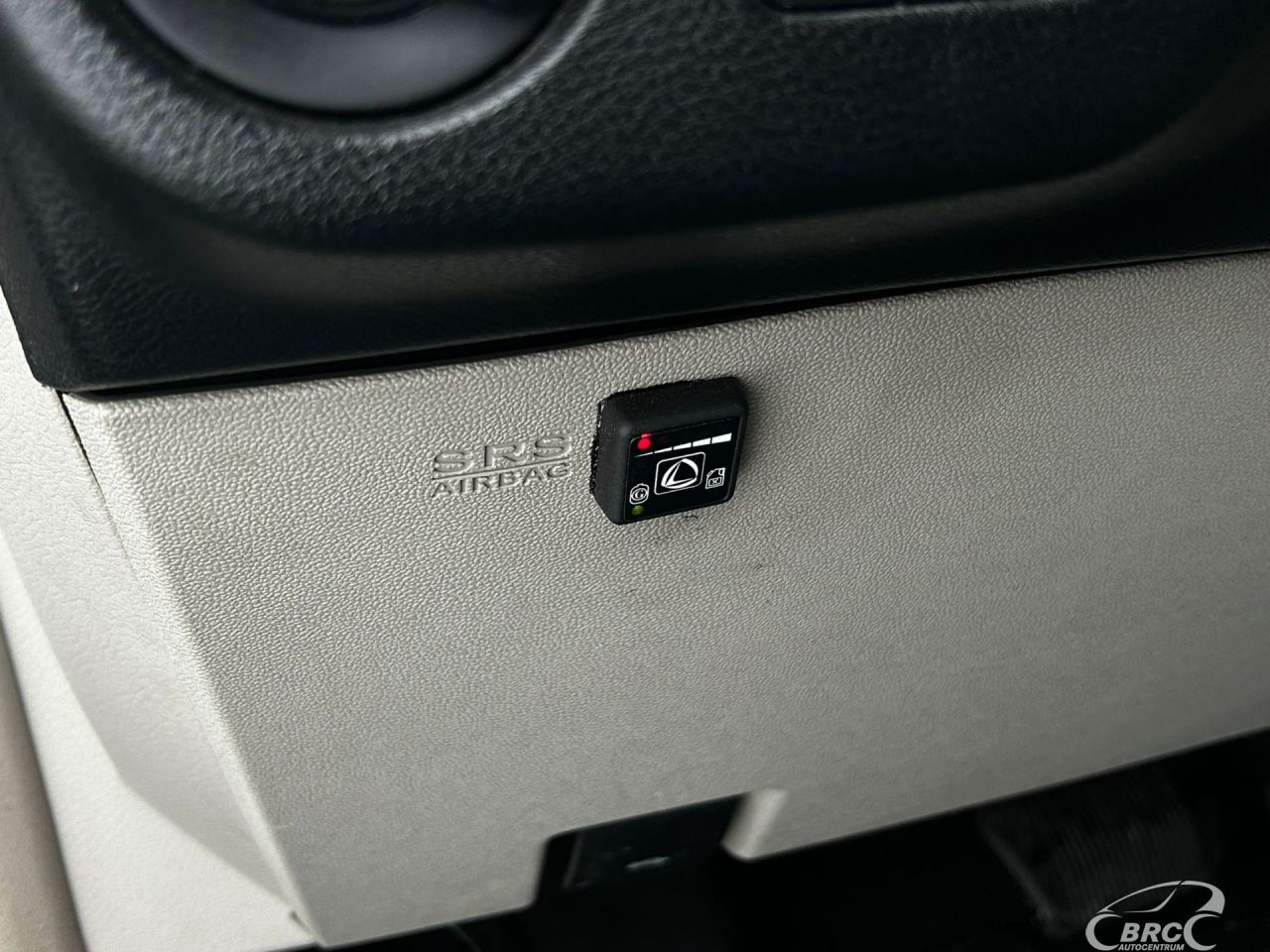 Chrysler Town & Country | 17