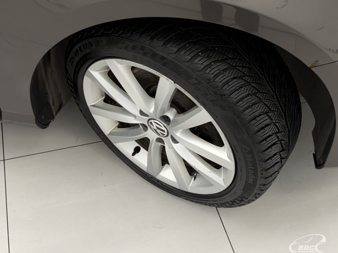 Volkswagen Passat | 48