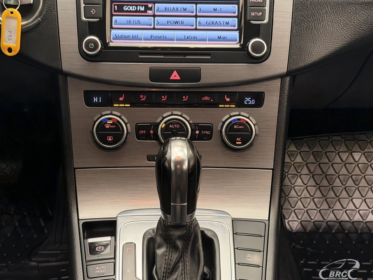 Volkswagen Passat | 15